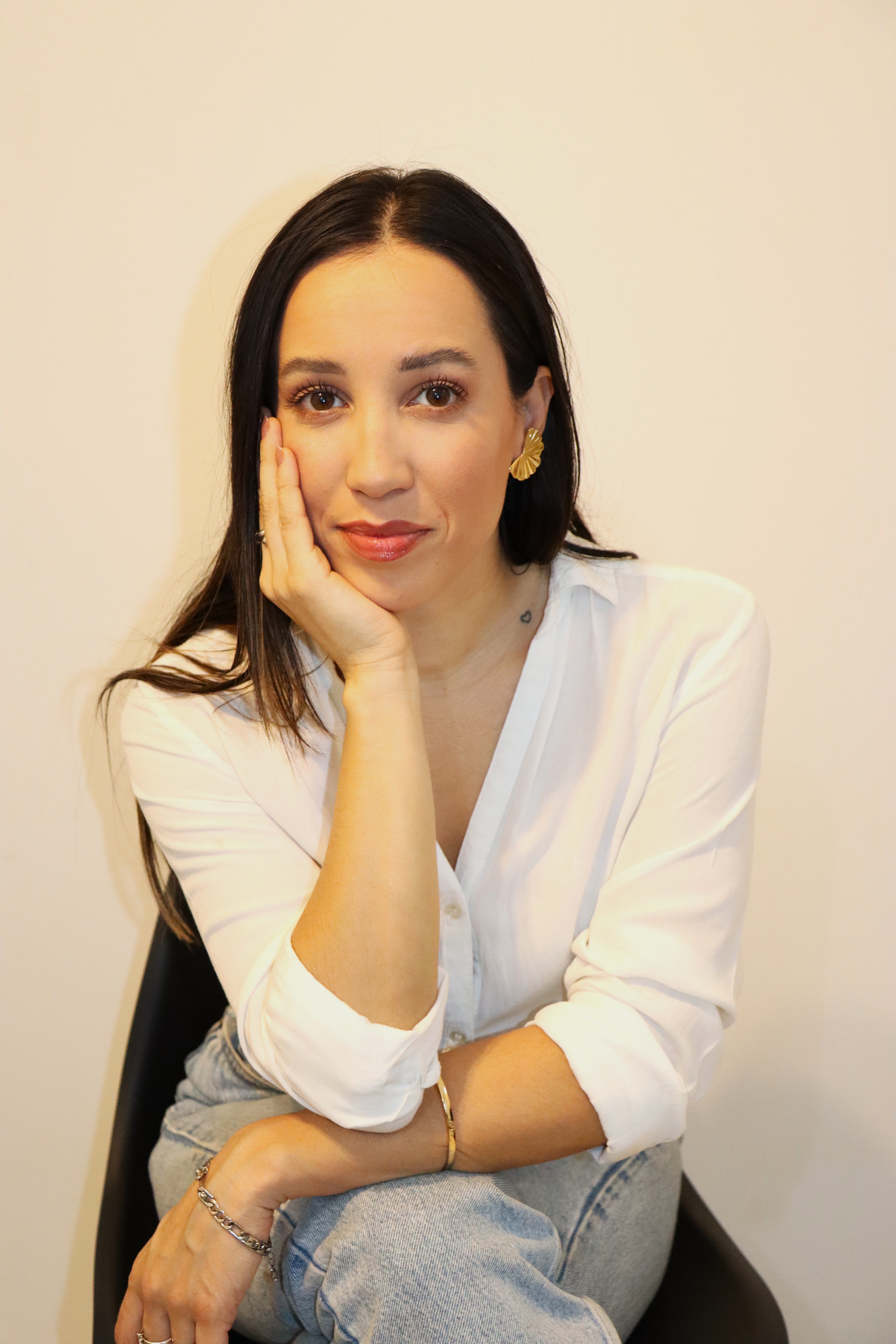 Maira, economista e especialista em finanças comportamentais